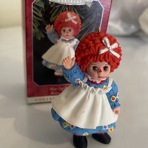 1998 Mop Top Wendy Keepsake Ornament Hallmark collectors series, Sculpture